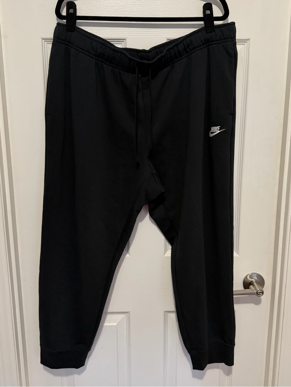 Nike Standard Fit Mid Rise Black Joggers